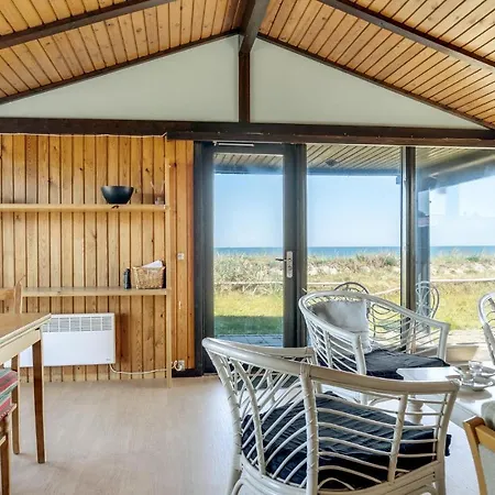 Stunning In Sby With Wifi And 2 Bedrooms Casa vacanze Sæby